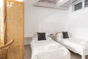 Luxury Apartment at the heart of Mykonos City (01) - Image 5