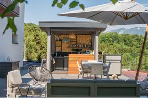 LA Villa Du Lac - Image 5
