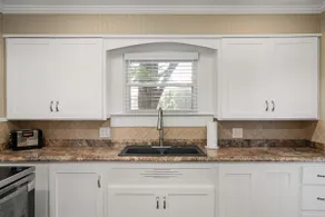 Newly Remodeled 3BR in Town · Cherry Street - Image 3