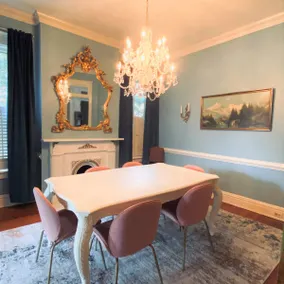Historic Fan Home with Personality & Charm - Image 4