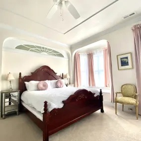 Historic Fan Home with Personality & Charm - Image 5