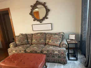 Nanny's Nifty Fifties Cottage - Image 2