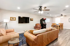 Casa Lago Lake Retreat - Image 5