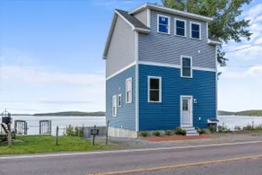 The Crow's Nest | Beachfront home on Malletts Bay - Image 2