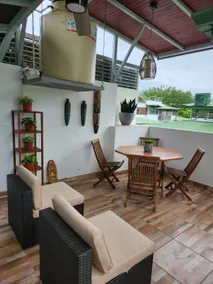 2 Bedroom Apt, 2 blocks from beach, 10 AM check-in - Image 4