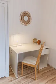 Modern apartment with vineyard idyll - Image 3