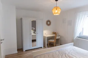 Modern apartment with vineyard idyll - Image 2
