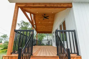#1 3 Bedroom Cottage with Hot Tub and Cave Views - Image 3