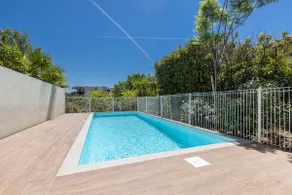 BAY VIEW - New Apartment! Sea View + Pool + Garage - Image 3