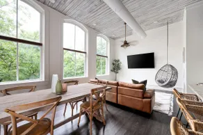 Downtown Loft - Walkable to Dining and Entertainment - Image 2