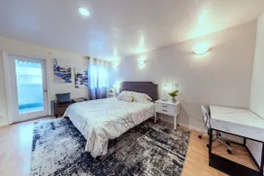 2 Bedroom Home 5 mins to SFO Airport w Parking - Image 3