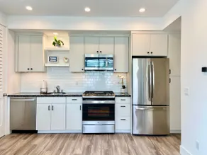 Begonia Court Carlsbad - Image 5