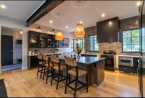 New build house with heated pool! - Image 3
