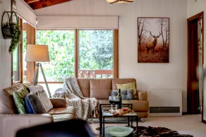 Botanica Retreat | Romantic Garden Oasis & Spa - Image 3