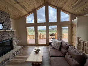 Brand New 4-bedroom cabin/stunning views/HOT TUB! - Image 2