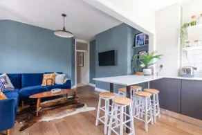 Luxuriously Designed 3 Bedroom Apartment in Clapham - Image 5