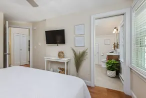 The Nest-Cozy Retreat Near Portsmouth +Ogunquit, Full kitchen, close to every... - Image 2