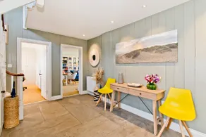 Seagulls, Camber | 5 Bed Holiday Home | Sleeps 10 - Image 4