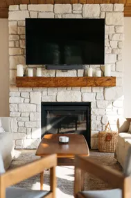 Newly Renovated Luxury Lake Front Cottage with Private Dock and boat lift - Image 3