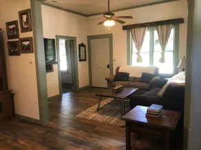 The Red Door Cottage. 10% off for volunteer FD - Image 3