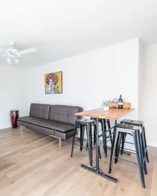 Brand New Modern One-Bedroom Guesthouse in Asbury - Image 2