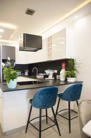 2 bedroom luxury design apartment - Image 5