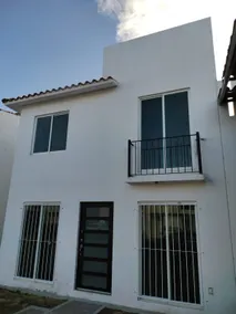 Large Contemporary Style House with Mini-Split - Image 4