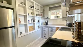 Entire Farmhouse - Great for Longer Stays - Image 3