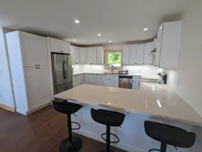 Westleys Lakehouse - Stunning Beachfront Cottage - Image 5