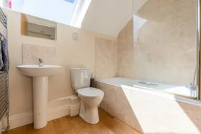 Lovely 1-bed Loft in Newport - Image 2