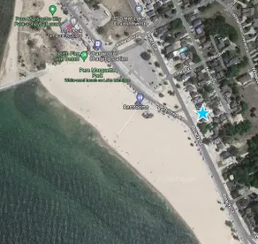 Pere Marquette Family Beach House - Image 4