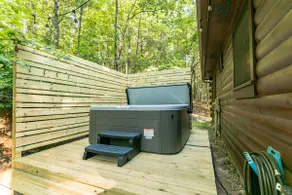 *NEW*Hot Tub* King Bed* 8 Min. to Blue Ridge*WIFI - Image 4