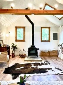Cozy Catskills Cabin - Image 2