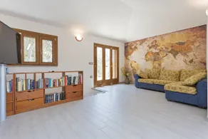 Villino Elisa with veranda and garden overlooking the sea - Image 3
