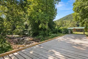 New! Charming Oasis on a Trout Stream. - Image 5