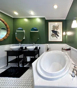 The Century Suite - Upscale Comfort - Image 2