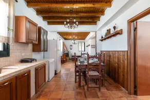 Traditional House in Laerma - Image 4