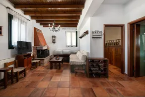 Traditional House in Laerma - Image 2
