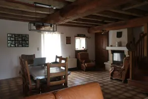 3 bedroom house in a green setting - Image 3