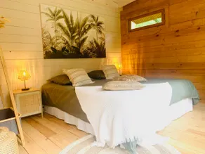 Cozy cottage in a park with pool - Image 2