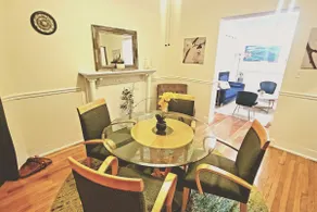 Chateau de Woodlawn - Peaceful 3 bedroom apartment. - Image 2