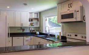 Private 2 Bedroom Ranch in Frenchtown - Image 4