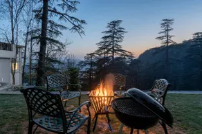 Pine Estate 6BR with Open Air Jacuzzi in Shimla - Image 2