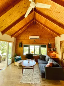 Unique Kineret View Cabin with an outdoor hot tub - Image 4