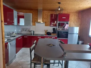 Isa's Little Cottage - Image 2
