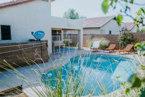 Perfectly Located Home w/ Pool, Near JW Marriot - Image 2