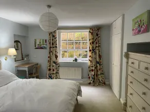 Lovely one bedroom flat in Georgian Τown Ηouse - Image 4