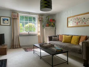 Lovely one bedroom flat in Georgian Τown Ηouse - Image 3