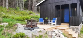 Cozy cabin by the fishing lake - Image 2