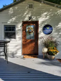 The Wren House: Close to Lake - Image 3